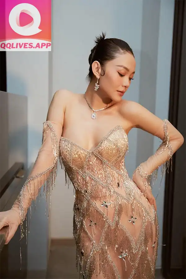 Ảnh ca sĩ minh hằng sexy cực phẩm