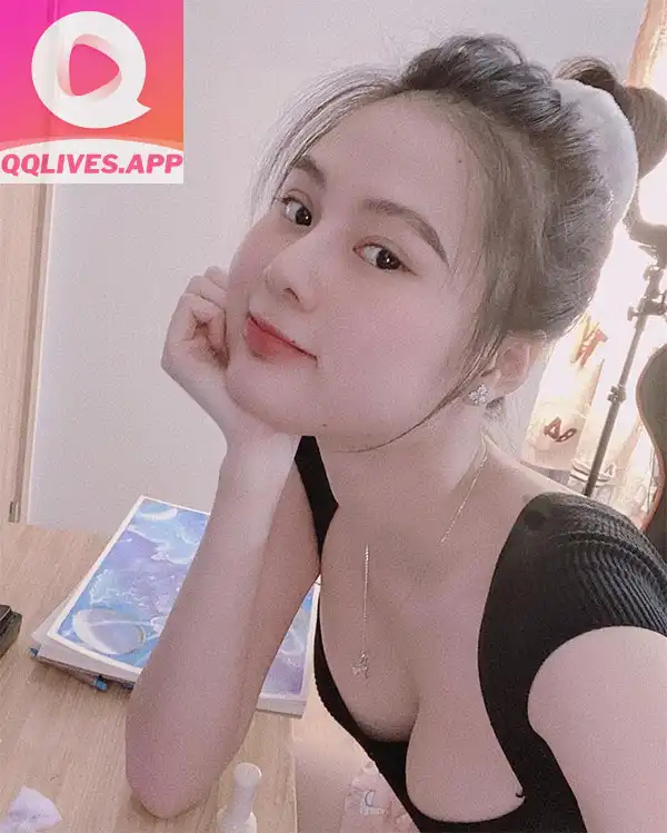 Ảnh hot girl arbi phạm linh chi xinh xắn