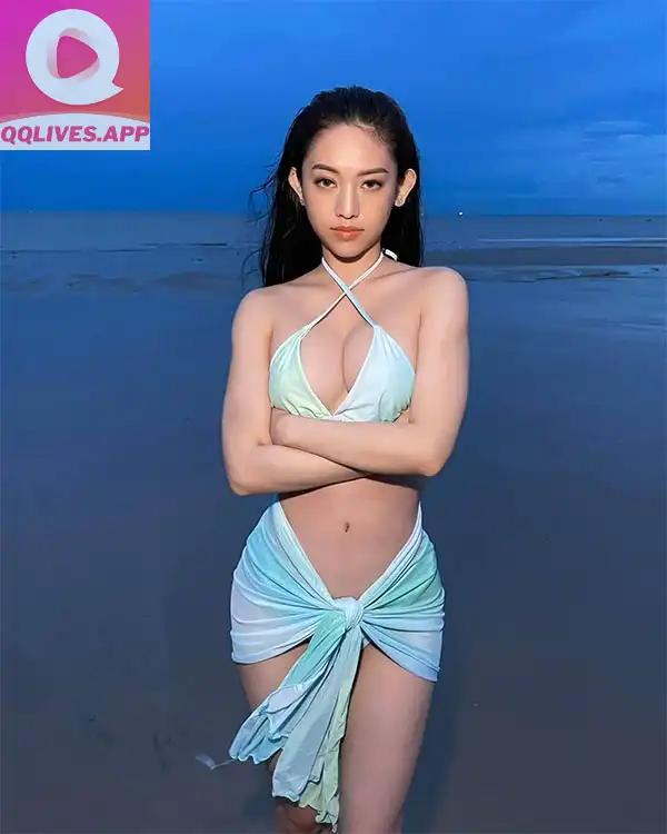 Ảnh hot girl thúy vi nóng bỏng