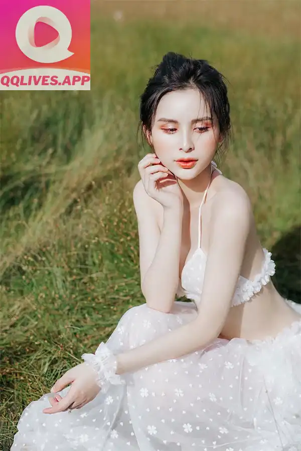 Ảnh hot girl nguyễn phạm tường vi xinh tươi