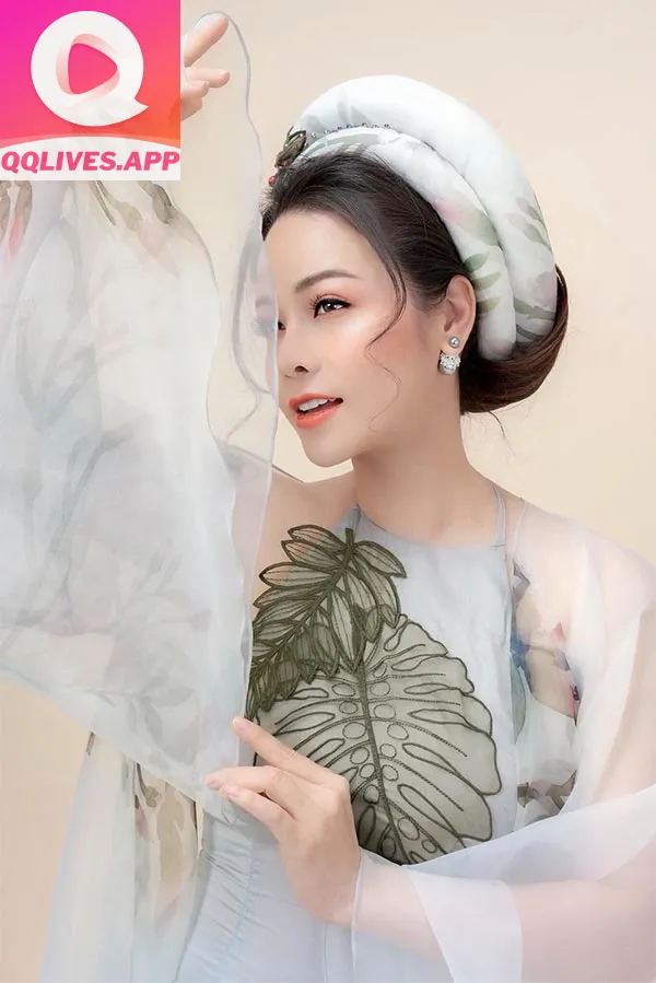 Ảnh ca sĩ nhật kim anh 9