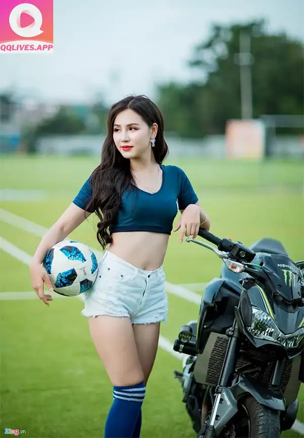 Ảnh hot girl đặng ngân 8