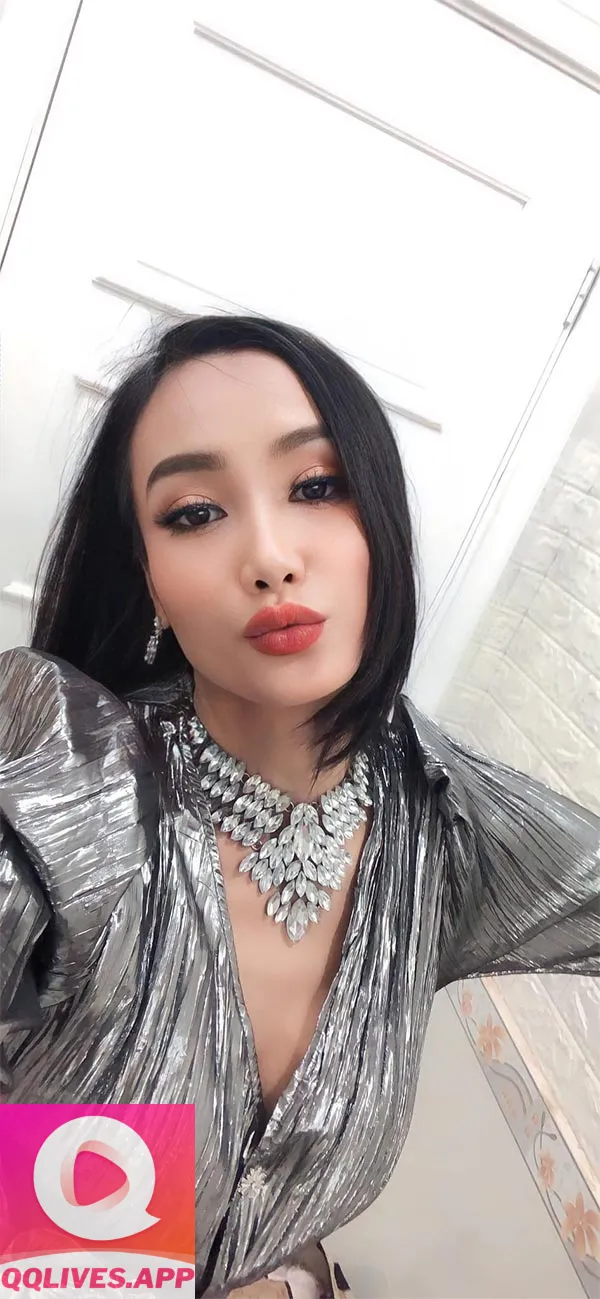 Ảnh hot girl huỳnh thi 9